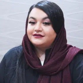 خانم حسینی
